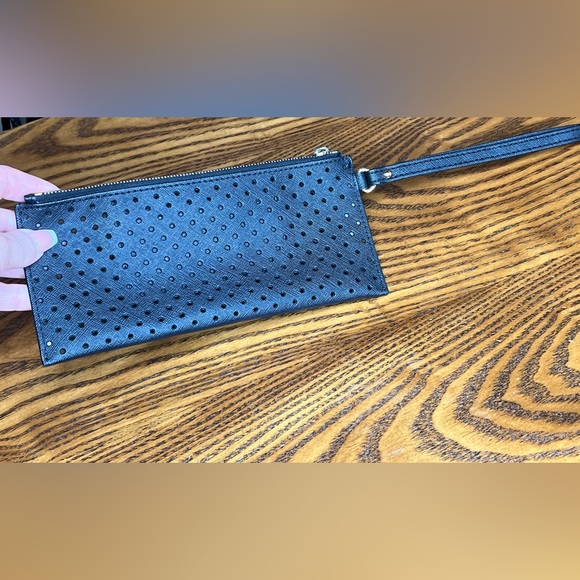 Michael Kors Wallet - Picture 1 of 3